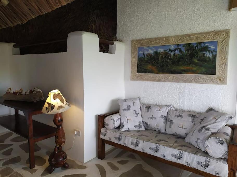 Twiga House Resort Piscina ☆☆☆☆☆ Pearl Beach Watamu Εξωτερικό φωτογραφία