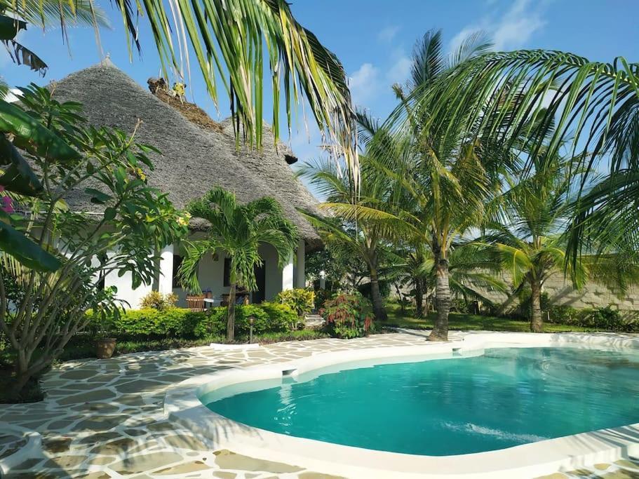 Twiga House Resort Piscina ☆☆☆☆☆ Pearl Beach Watamu Εξωτερικό φωτογραφία
